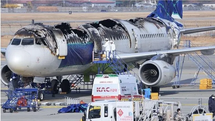 Eine Powerbank war sehr wahrscheinlich die Ursache dafür, dass ein A321 der Air Busan in Südkorea in Flammen aufging. 
