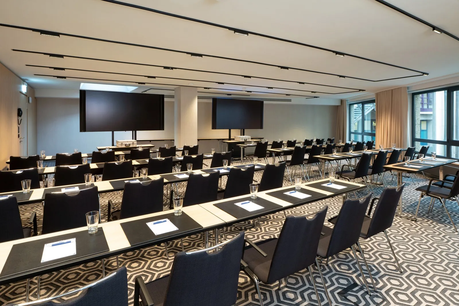 Maritim Hotels, im Bild der Standort Bremen, verfügen über flexible Räumlichkeiten für Veranstaltungen. 