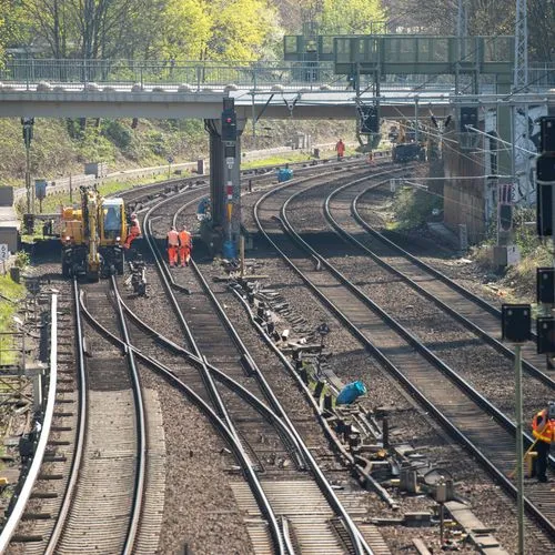 Gleisbauarbeiten an der Berliner Ringbahn zwischen den Bahnhöfen Greifswalder Strasse und Schönhauser Allee