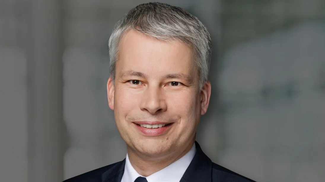 Der 47-jährige CDU-Politiker Steffen Bilger ist neuer Bundesminister für Verkehr. 