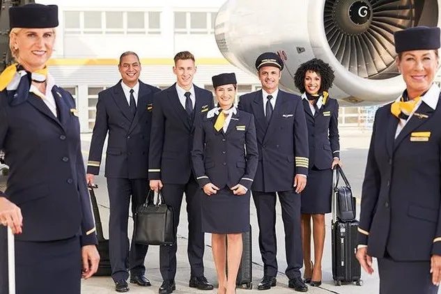 Die Lufthansa-Crews werden neu eingekleidet. Diesmal kommt das Metzinger Modelabel Hugo Boss zum Zug. 