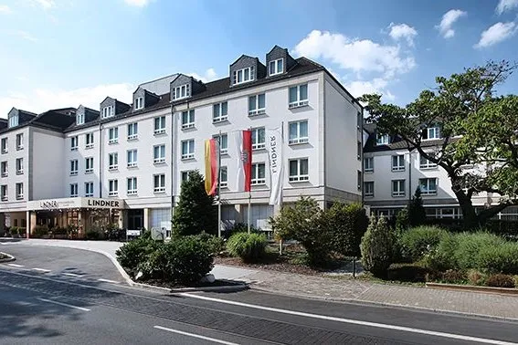 Die Lindner Hotel AG ist insolvent. Im Bild das Lindner Hotel Frankfurt Höchst.
