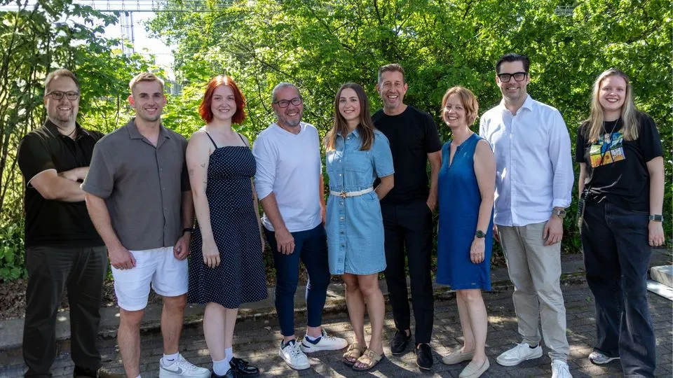 Von links nach rechts: Jörg Fischer, Martin Schäflein, Leonie Bosch, Kai Burkhardt, Ina Zukina, Jürgen Dölling, Antje Todt, Marco Weiß, Dana Schoenwald.
